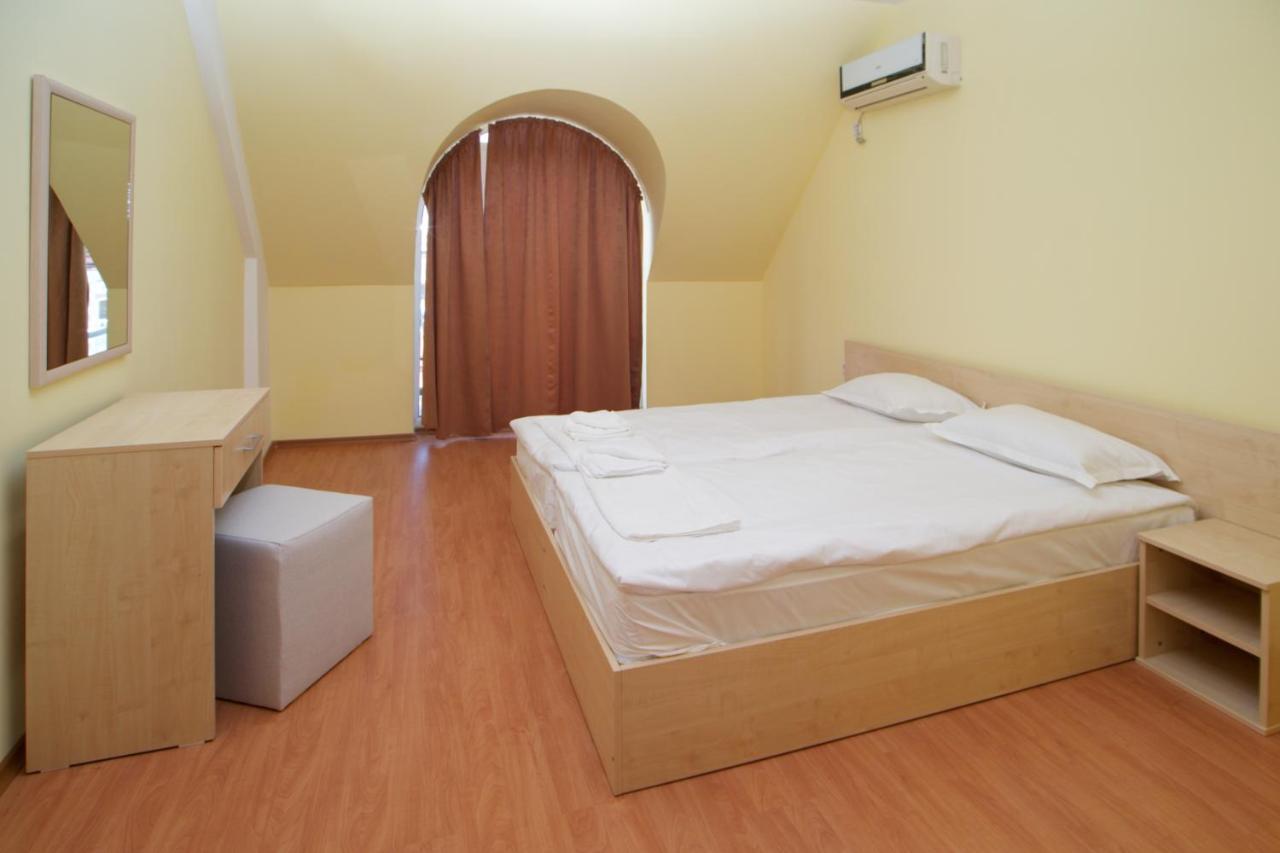 Aparthotel Anixi Обзор Экстерьер фото